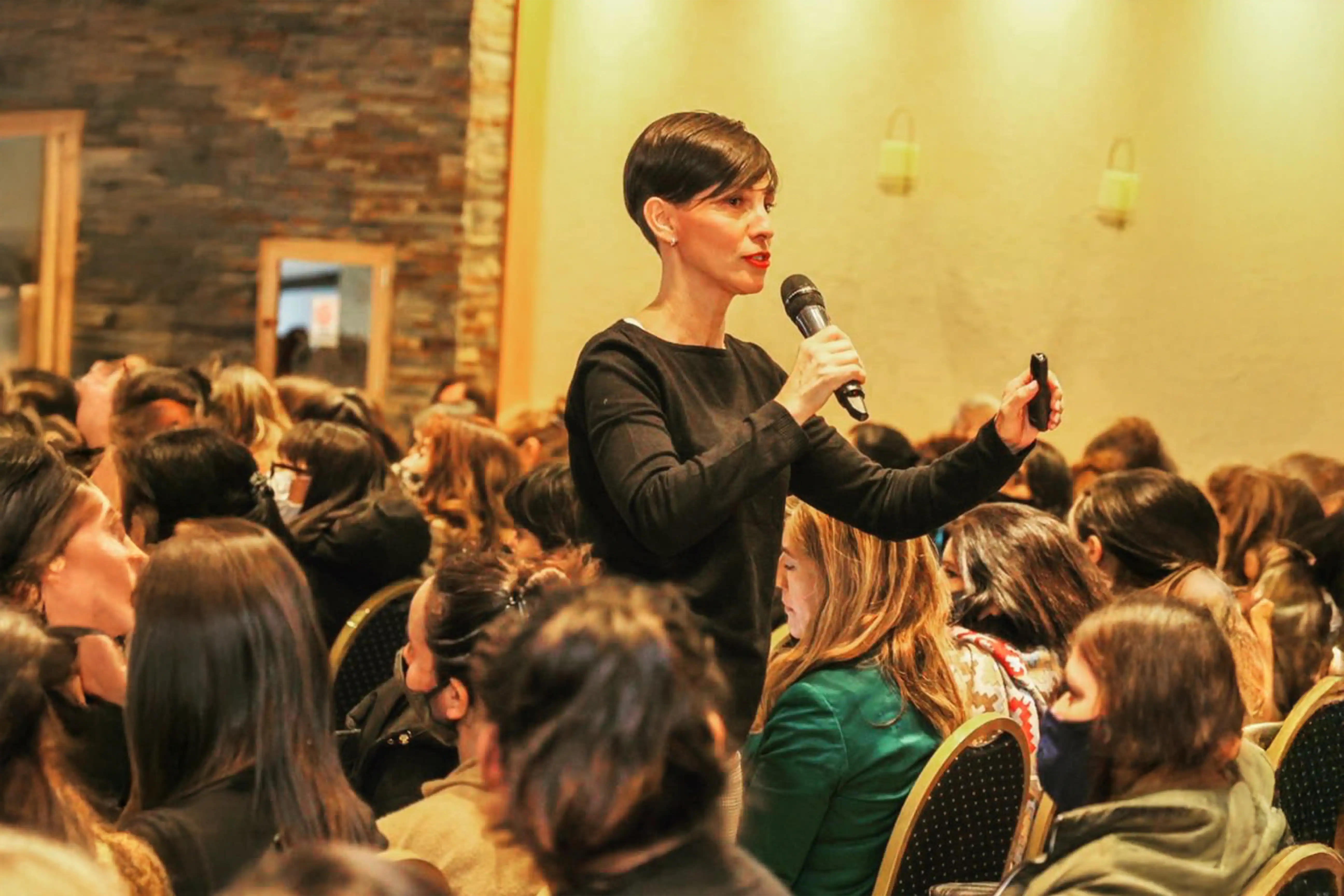 Charlas y conferencias